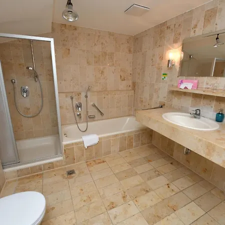 Hotel Rabe 3*